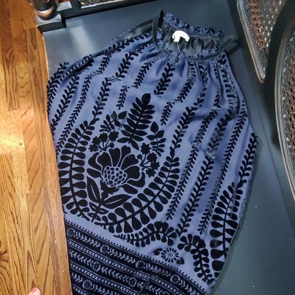 A velvet sculpted MAX STUDIO top